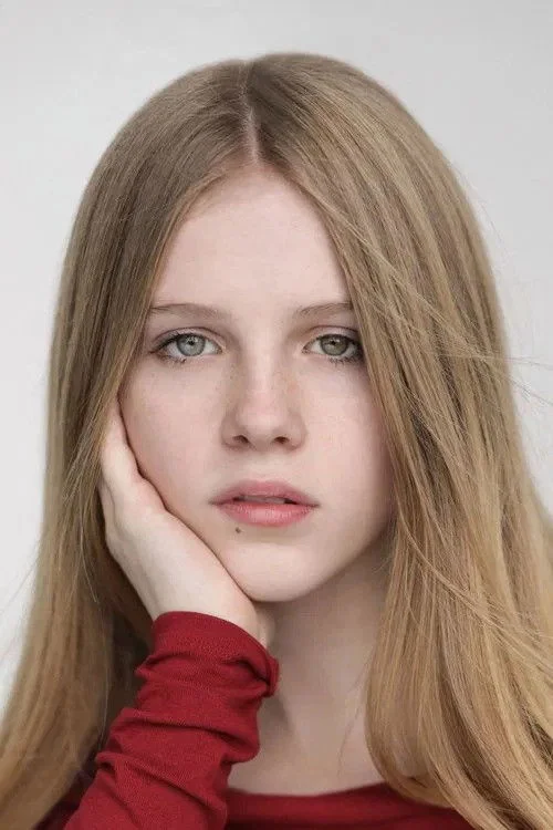 Alyla Browne